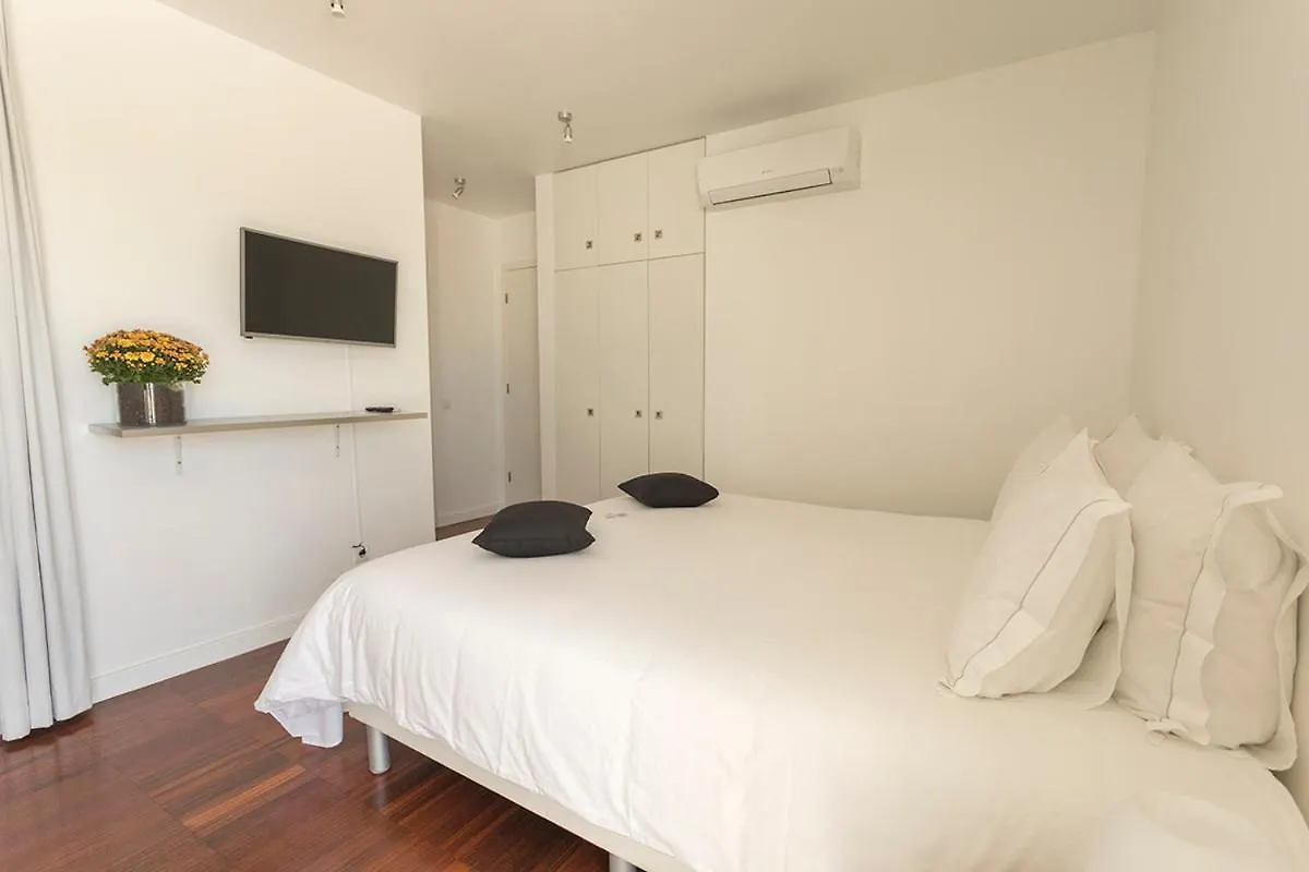 One2Seven Aparthotel Ferragudo