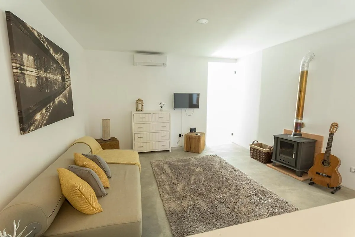 One2Seven Aparthotel Ferragudo