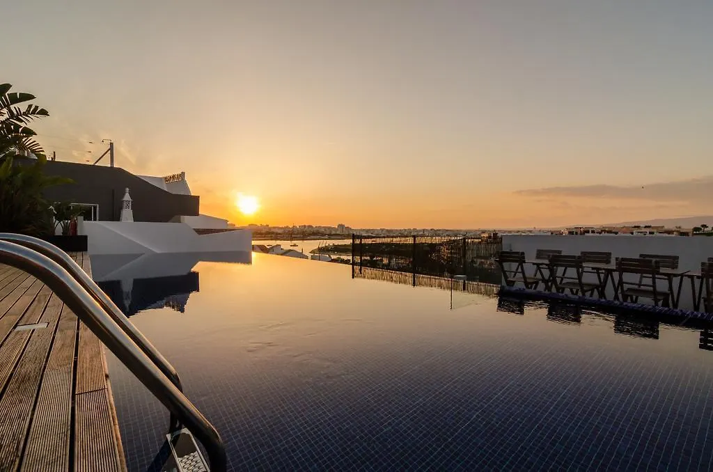 One2Seven Aparthotel Ferragudo